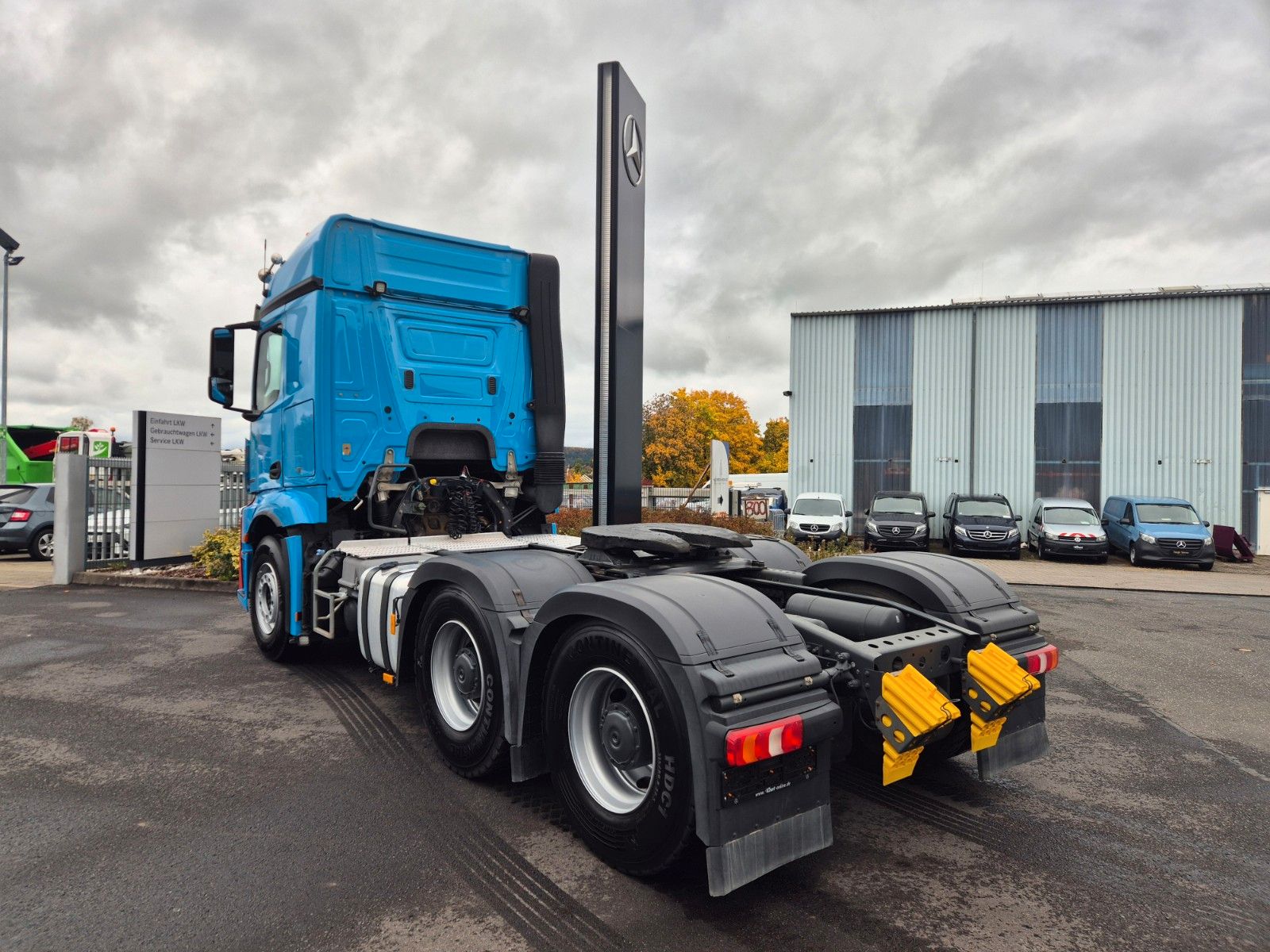 Fahrzeugabbildung Mercedes-Benz Actros 2653 LS 6x4 Retarder 120.000kg