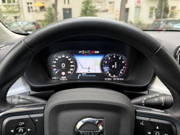 Volvo XC40 - 11
