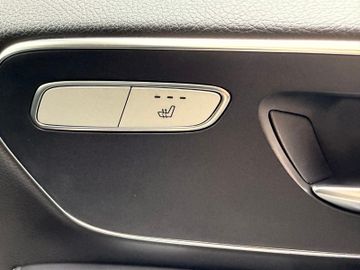 Mercedes V 220 - 11