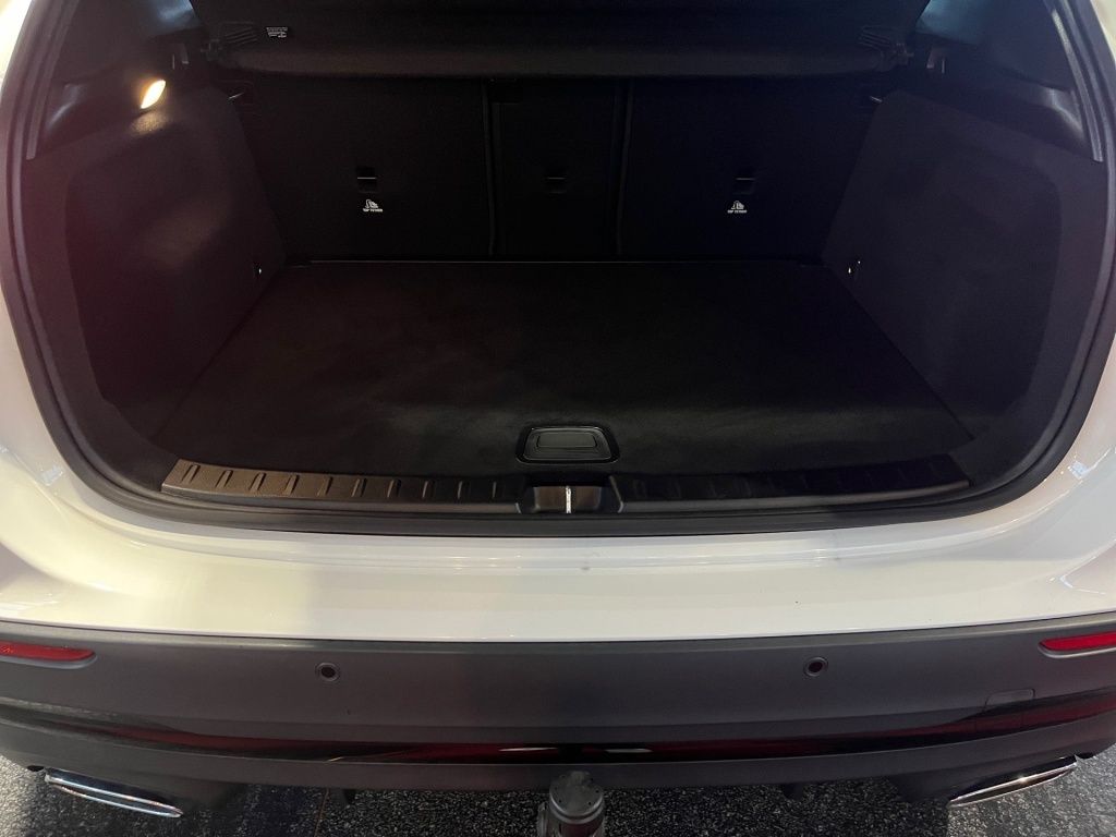 Fahrzeugabbildung Mercedes-Benz GLA 200 AMG AHK Pano Totwi. Sport LED Burm. Navi