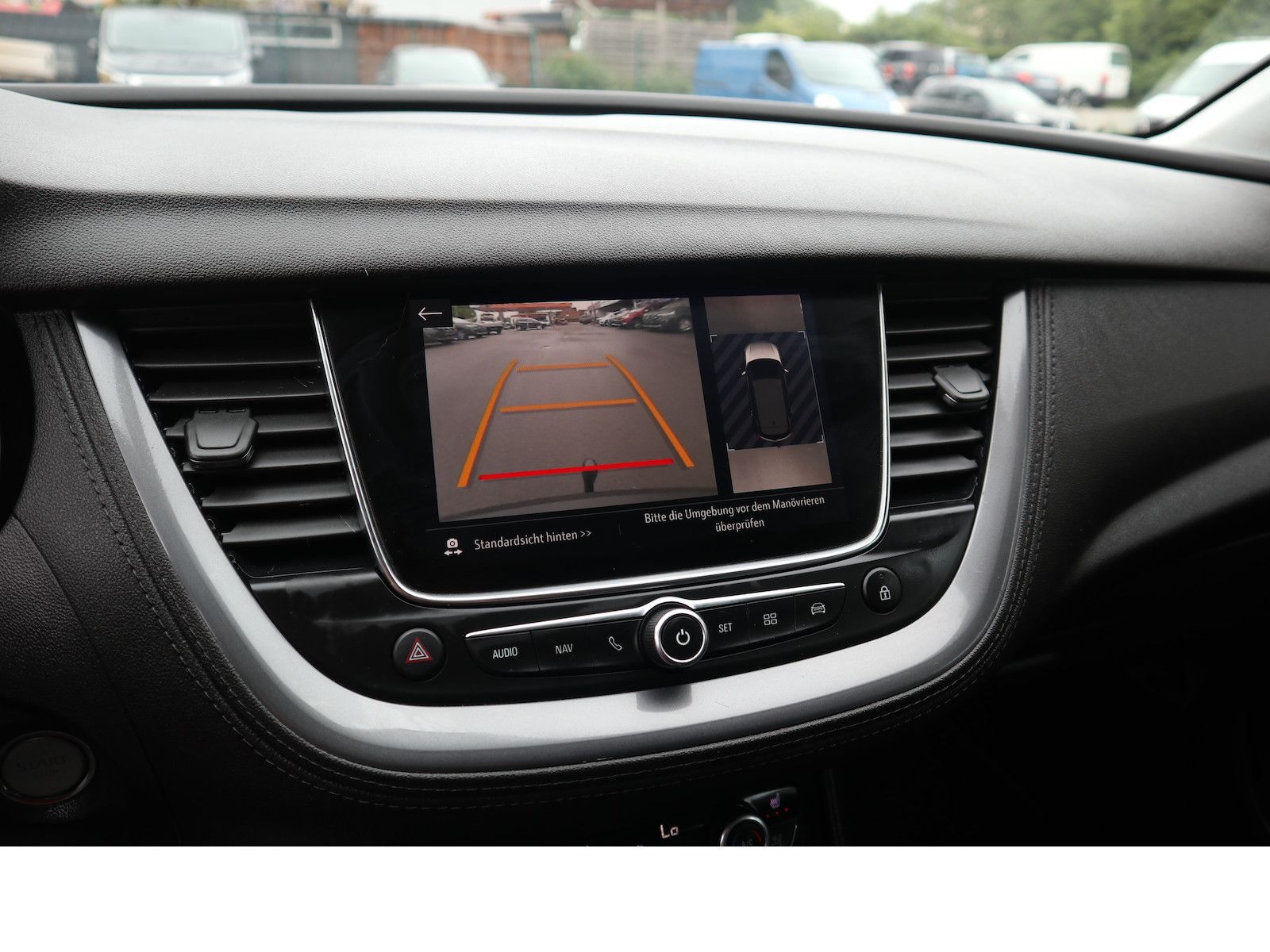 Fahrzeugabbildung Opel Grandland X Belüftete Sitze Navi Scheckheftgepf