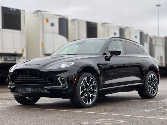 Aston Martin DBX 550 4.0 V8/CARPLAY/LED/KEYLESS/TSA/BSA