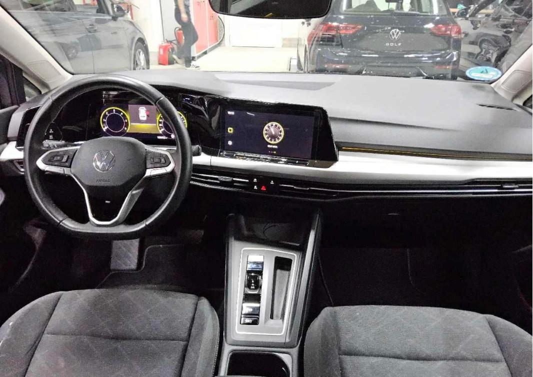 Volkswagen Golf VIII V 2.0d AT7 Life LED/NAVI/VIRTU/SHZ/8Fa, миниатюра 7