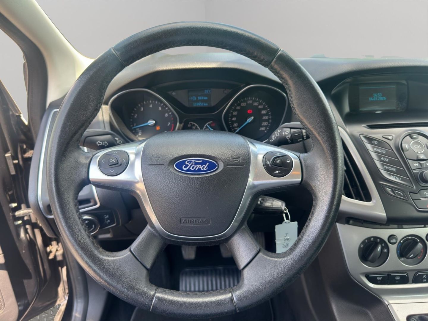 Fahrzeugabbildung Ford Focus SYNC Edition SHZ Notbremsass. Tel.-Vorb. P