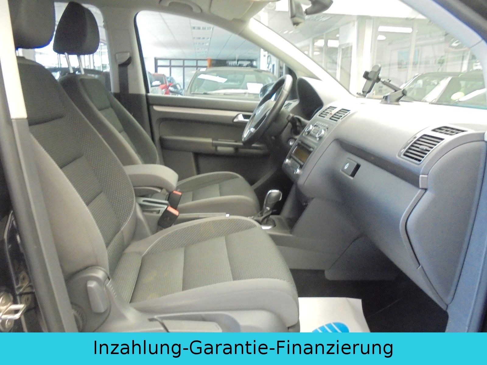 Fahrzeugabbildung Volkswagen Touran Comfortline Aut./Klima/Standheizung/AHK/