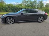 Porsche Panamera 4 - Porsche Panamera mit Schiebedach