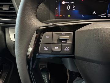 Fahrzeugverkauf 13 Opel Zafira Life Edition XL 9-Sitze LED Navi 180Grad