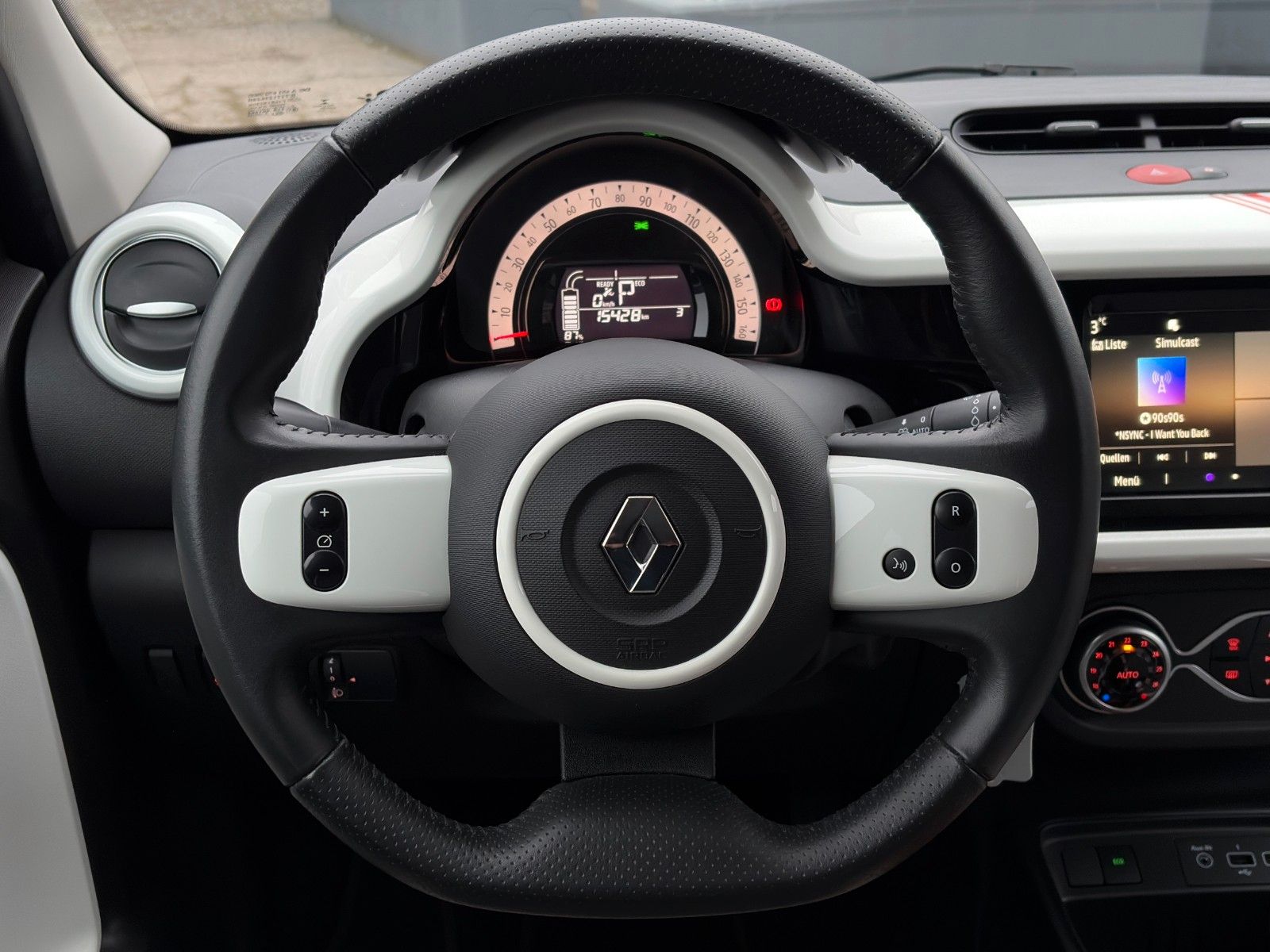 Fahrzeugabbildung Renault Twingo Vibes Electric CarPlay Temp. Klimaau. SHZ