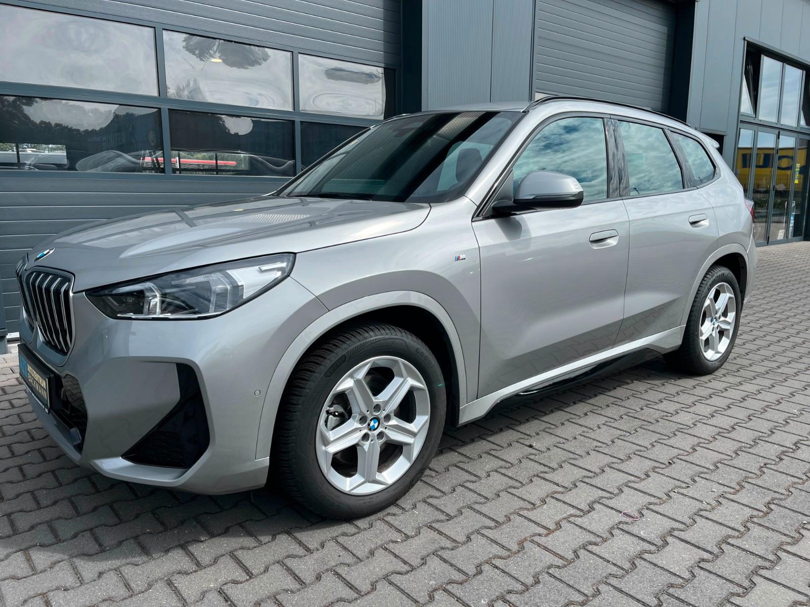 BMW X1 sDrive20i M SPORT AUT DAB LED NAVI HIFI