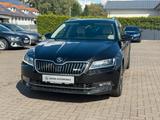 Skoda Superb Business L&K 4x4 DSG*LED*NAV*SHZ*AHK*CAM - Skoda Superb: Business