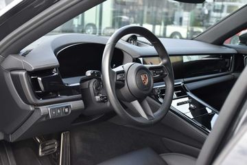 Porsche Panamera - 10