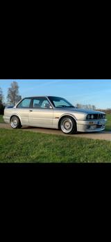 BMW e30 320is - BMW 320 aus 1990: 320i