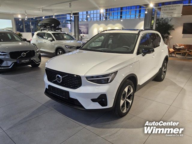 Foto Nummer 3: VOLVO XC 40