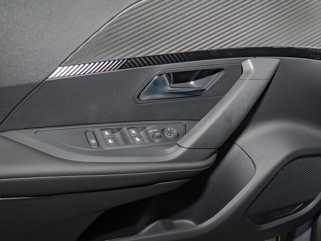 Peugeot 2008 - Bild 10