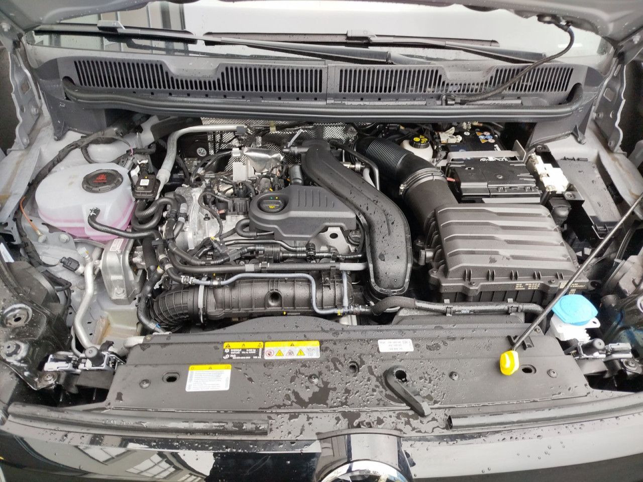 Fahrzeugabbildung Volkswagen Caddy Basis-Modell KO 85 TSI SG6