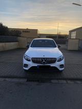 Mercedes-Benz GLC 350 e 4MATIC AMG Line Autom. AMG Line - Mercedes-Benz GLC 350 von privat
