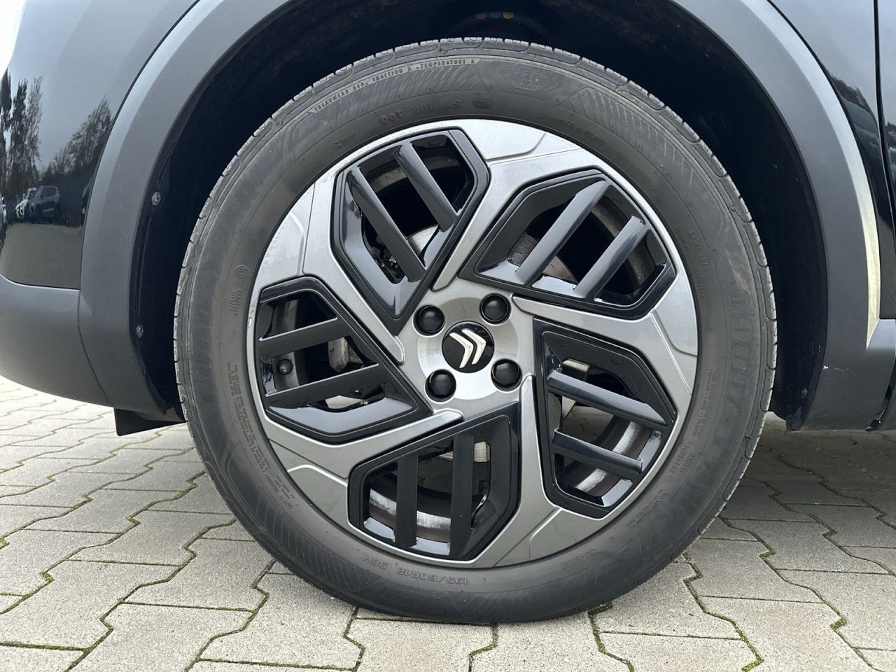 Fahrzeugabbildung Citroën C4 PureTech 130 S&S EAT8 C-Series