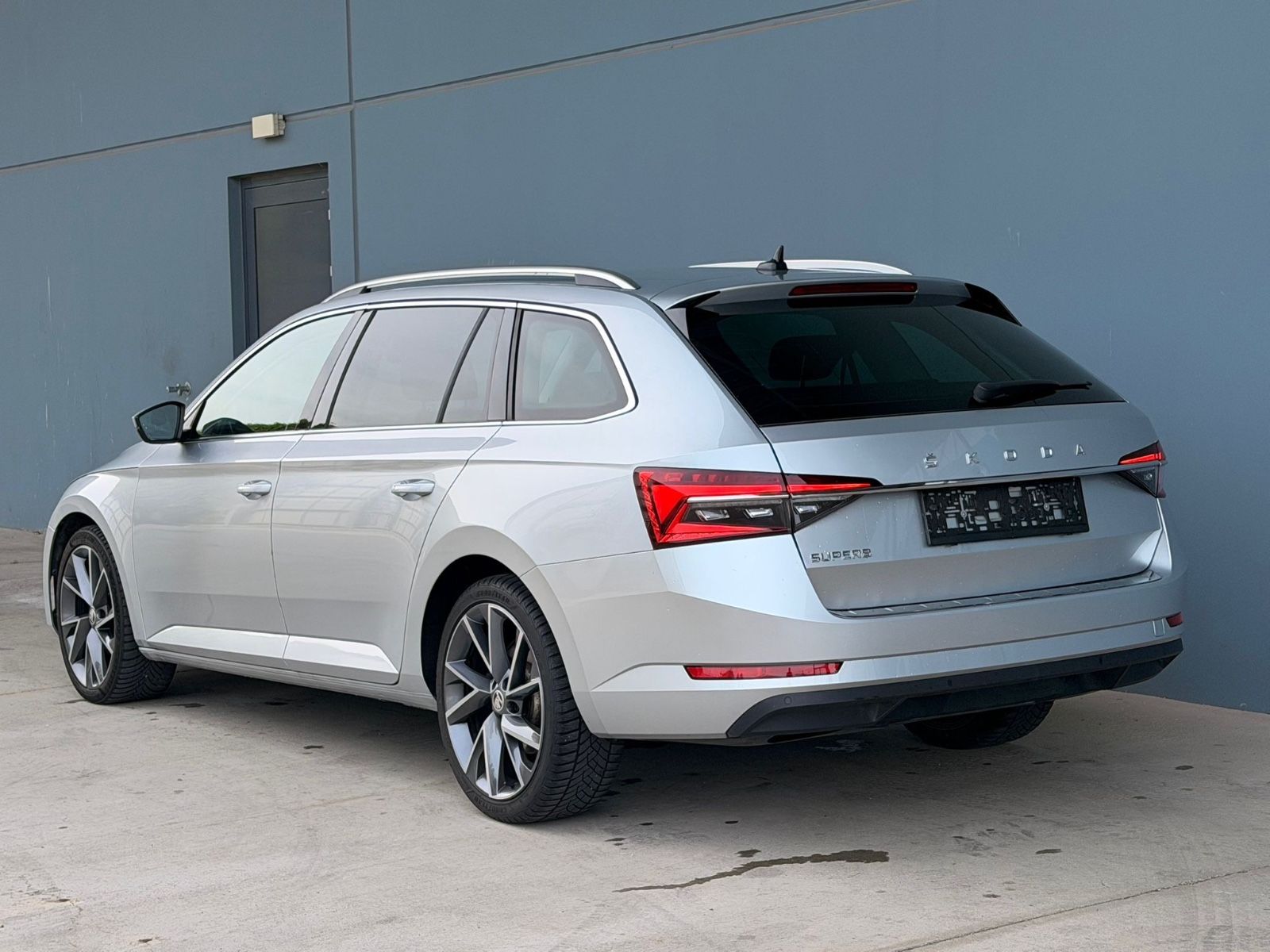 Skoda Superb 2,0tdi Aut.Style 19Zoll Virtual Kamer.AHK imagem 3