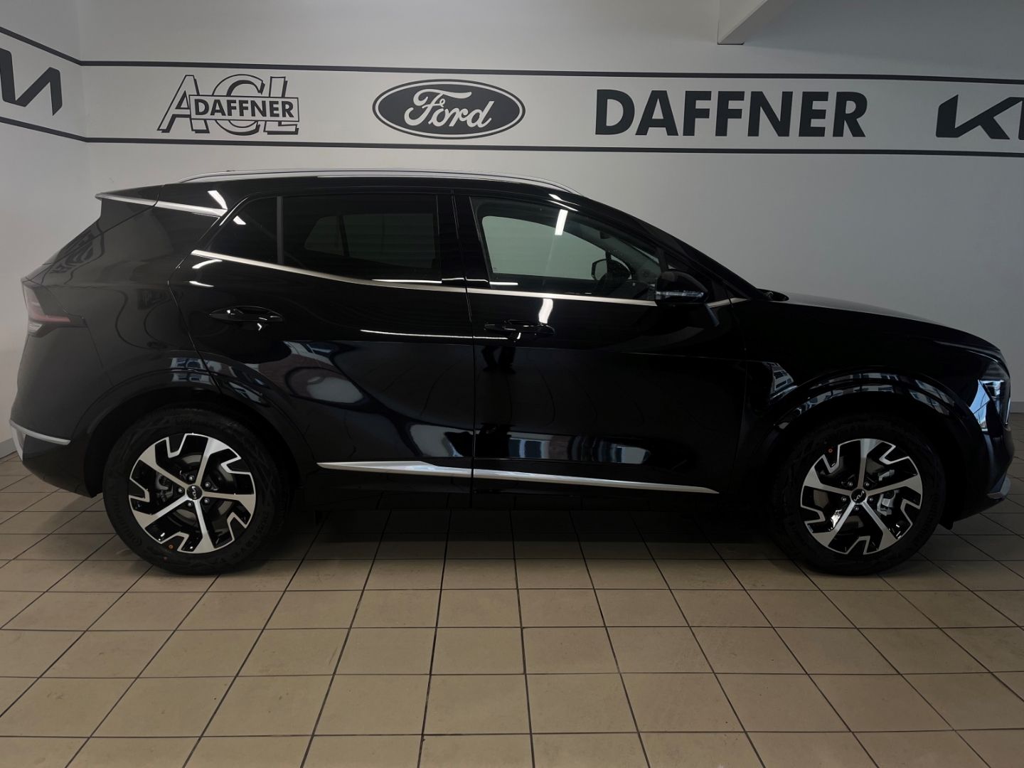 Fahrzeugabbildung Kia Sportage 1.6 T-GDI Spirit VerkehrszeichenERK LED