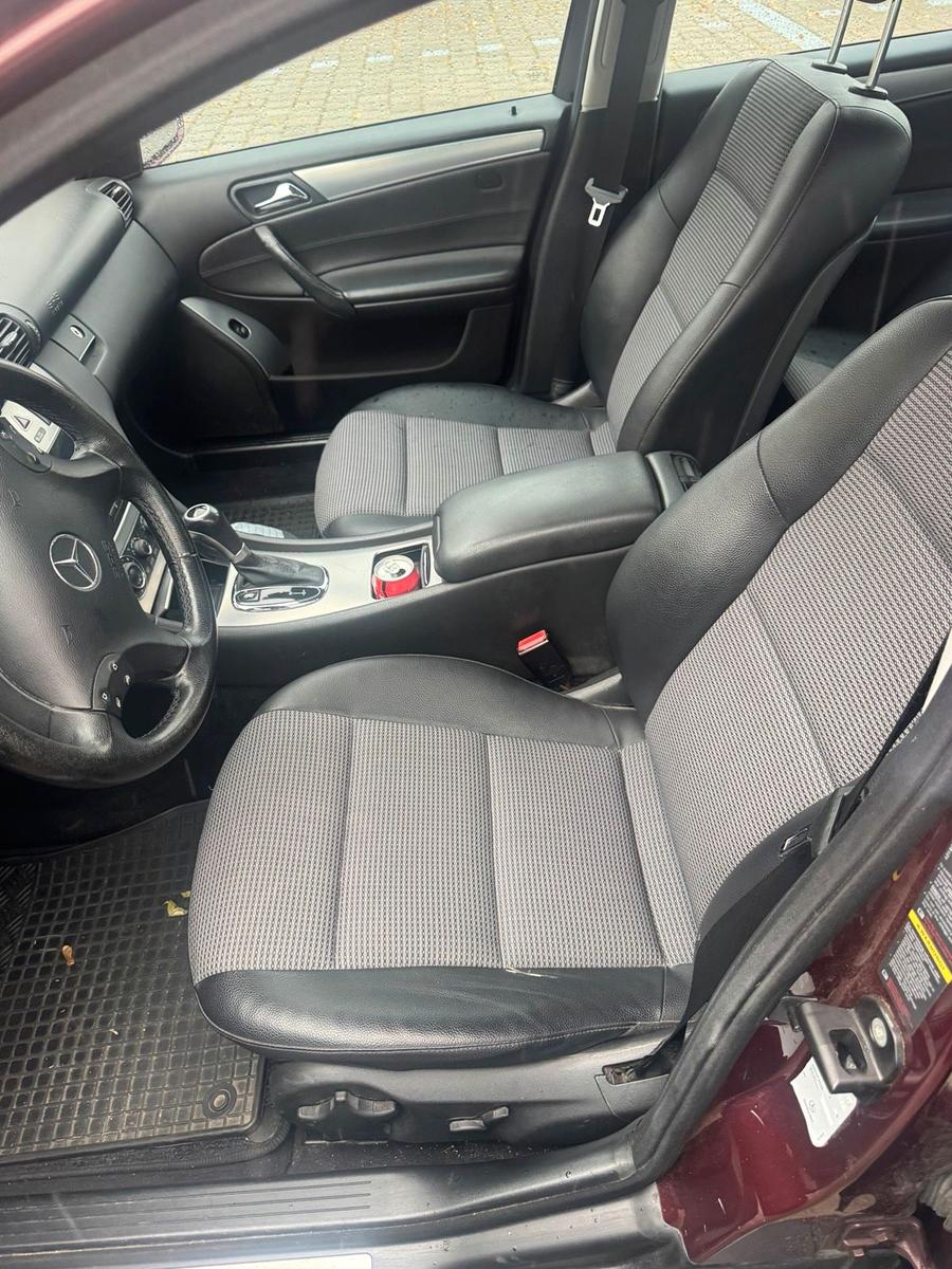 Mercedes-Benz C180 2007 — photo 9