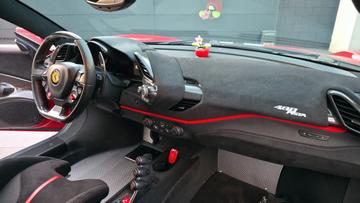 صورة 10 لـ 2018 Ferrari 488 PISTA