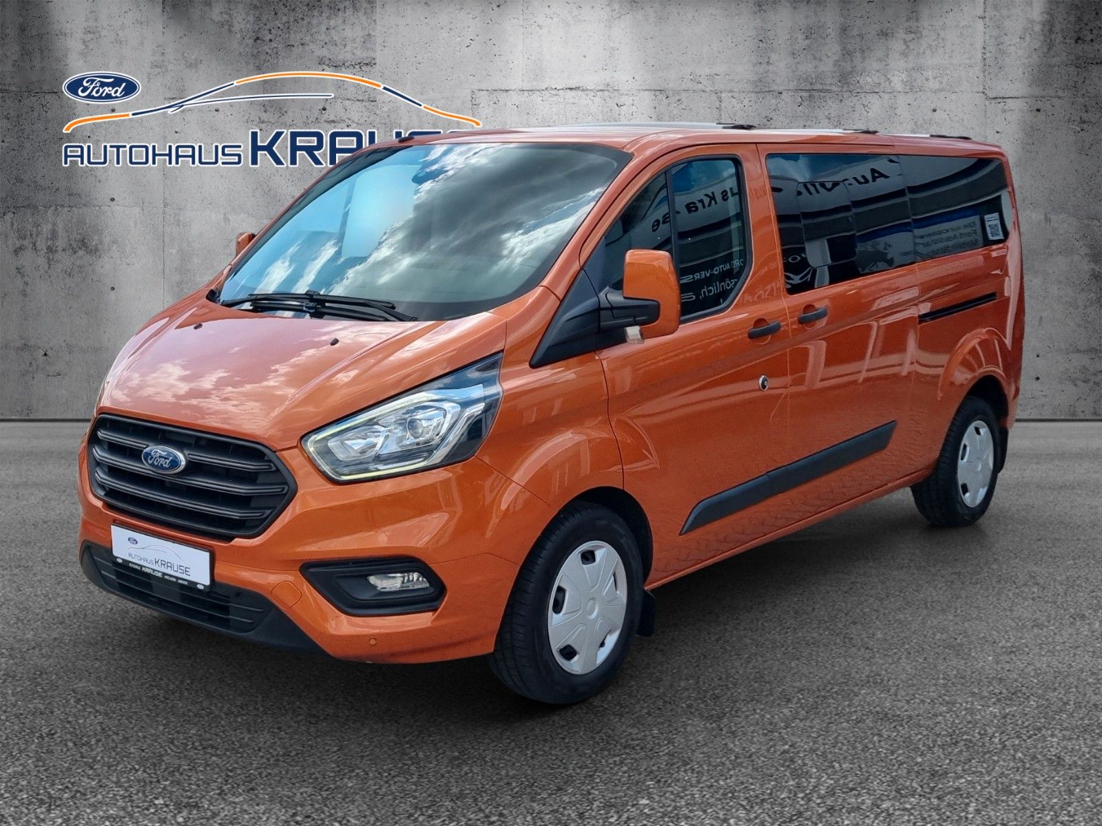 Fahrzeugabbildung Ford Transit Custom Kombi 8-Sitzer 320L2