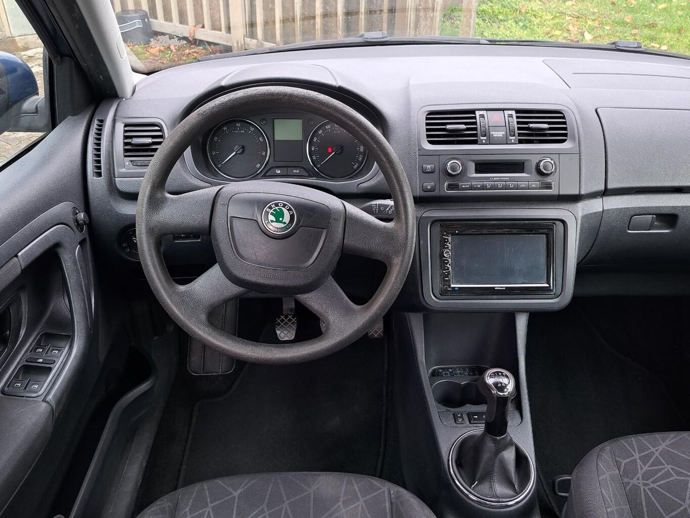 Skoda Fabia 2012 — interior