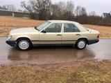 Mercedes-Benz E230 W124. - Mercedes-Benz E 230: W124