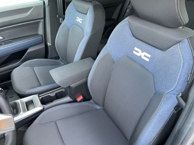 Fahrzeugabbildung Dacia Duster III 1.2 TCe 130 Mild Hybrid Journey Navi,