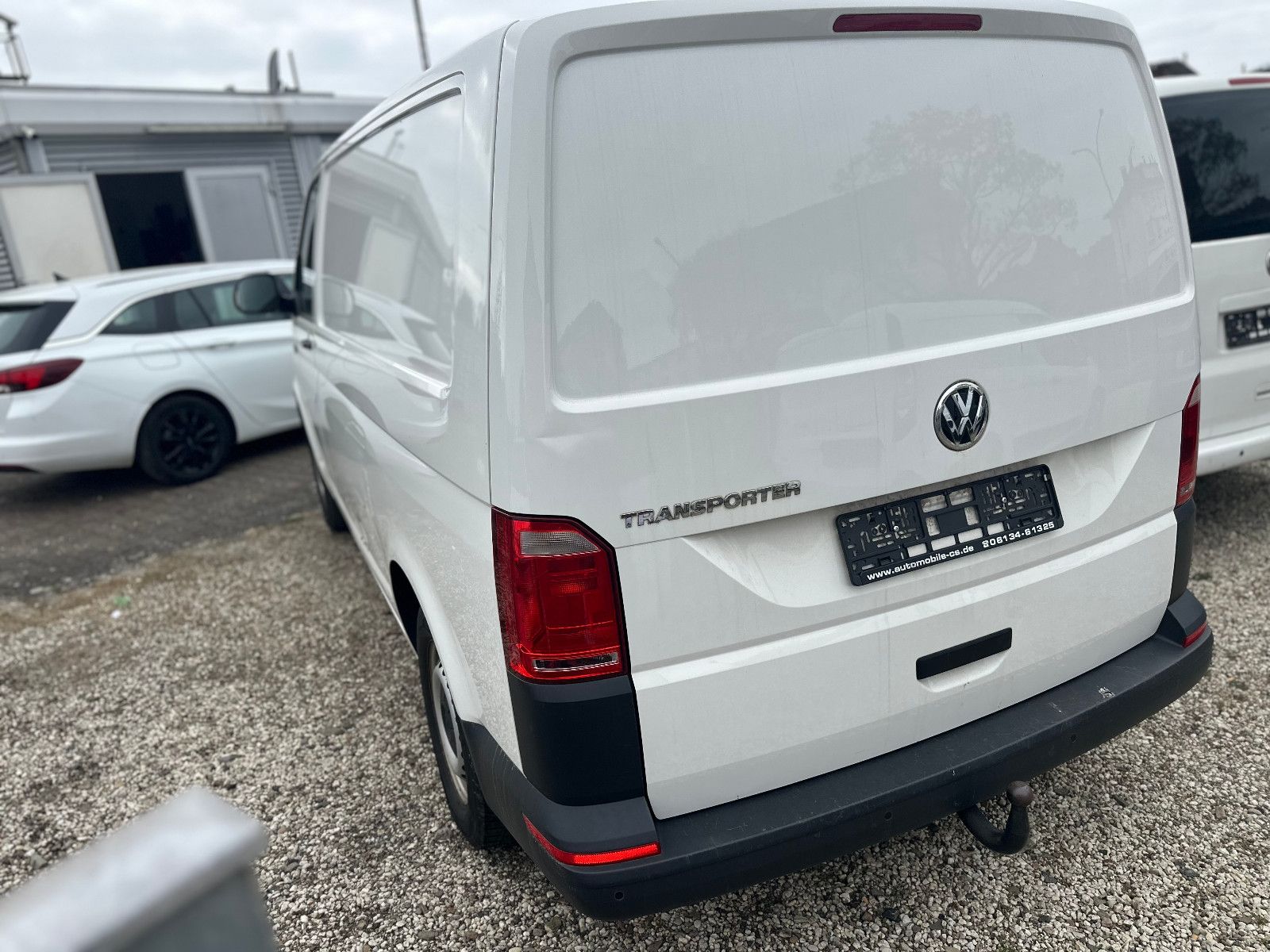 Fahrzeugabbildung Volkswagen T6 2.0 TDI TRANSPORTER KASTEN*1.HAND+AHK*