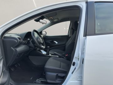 Toyota Yaris - 8
