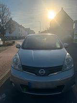 Nissan 2010 - Nissan Qashqai mit Benzin-Antrieb: Kleinwagen