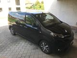 Toyota Proace (Verso) 2,0-l-D-4D 130kW L1 Executive... - gebrauchte Toyota Proace (Verso) aus dem Jahr 2017