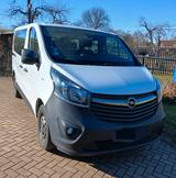 Opel Vivaro B 1.6 Diesel 6-Sitzer AHK 2 x Räder - Opel Vivaro von privat