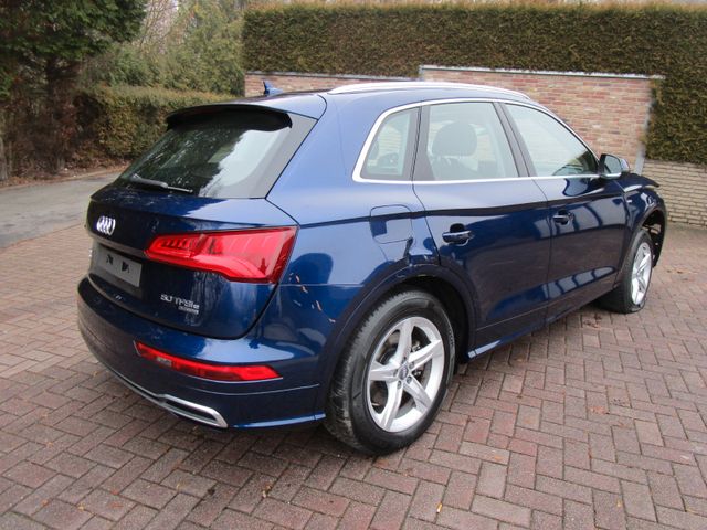 Audi Q5 50 TFSI e quattro  EZ 09-2020