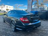 Mercedes-Benz C 63 AMG Coupé Autom. AMG - Mercedes-Benz C 63 AMG aus 2012: Coupe