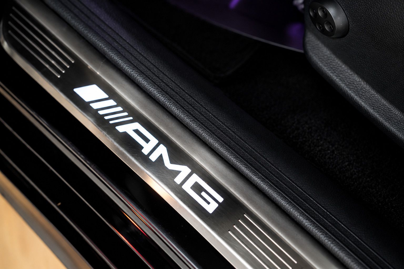 Fahrzeugabbildung Mercedes-Benz E 43 AMG E 43 AMG 4Matic *Ambiente*MultibeamLED*