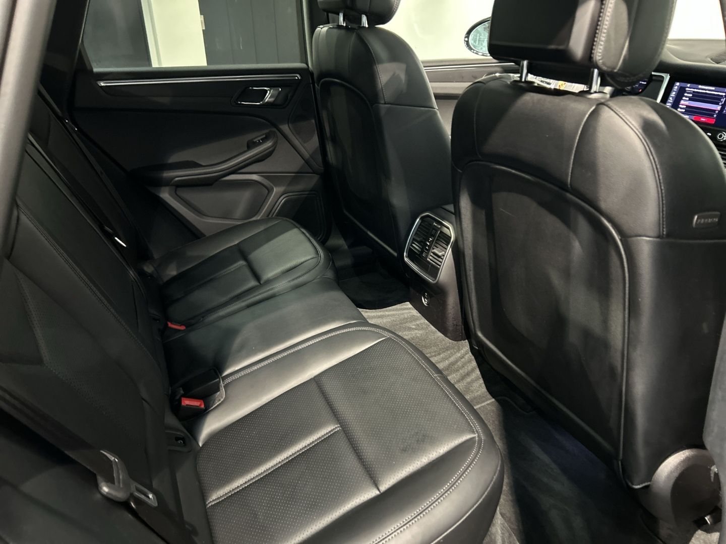 Porsche Macan Panoramadach Rückfahrkamera nur 13.950 km foto 23