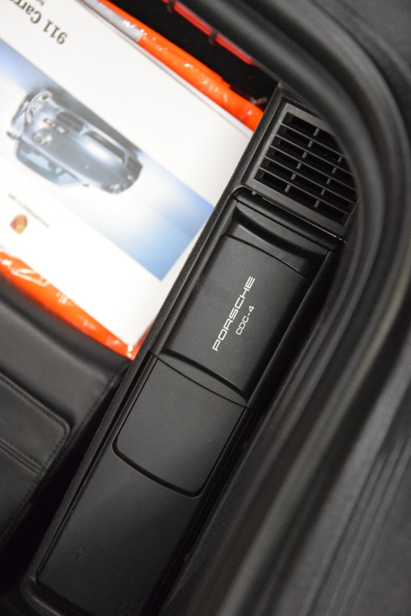 Fahrzeugabbildung Porsche 997 Carrera 4S Coupé Chrono-Plus Sport-AGA Bose