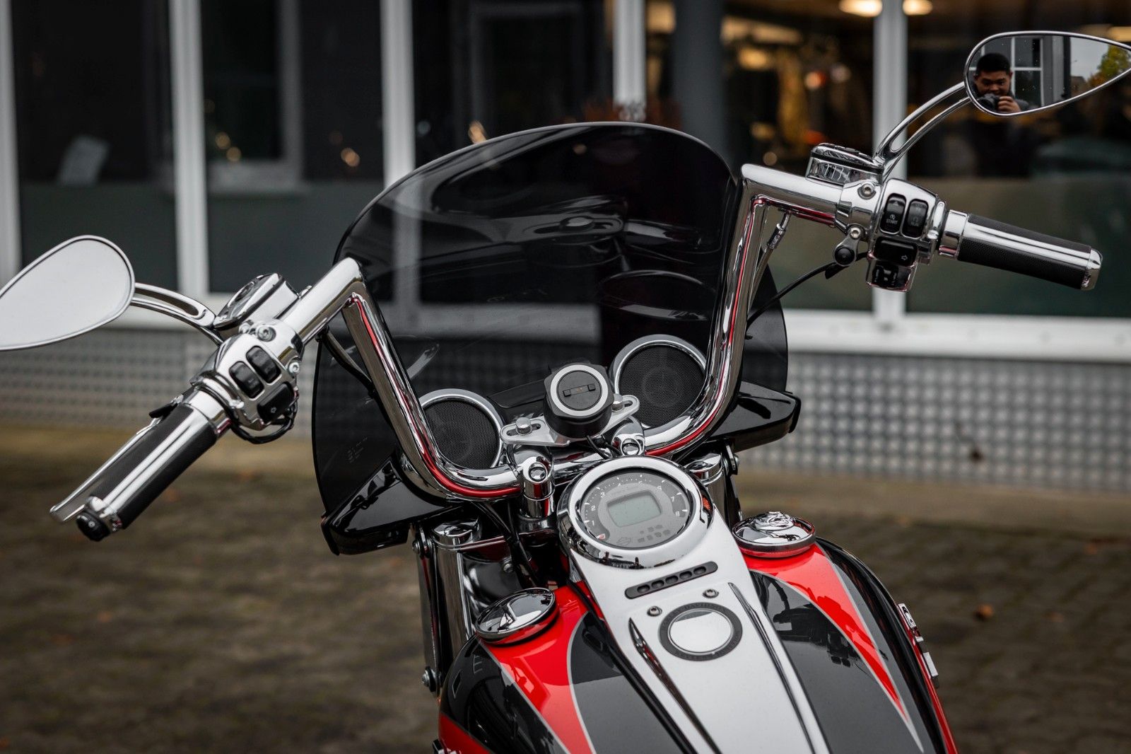 Fahrzeugabbildung Harley-Davidson FLSTSE2 CVO SOFTAIL CONVERTIBLE 110cui -Kesstech