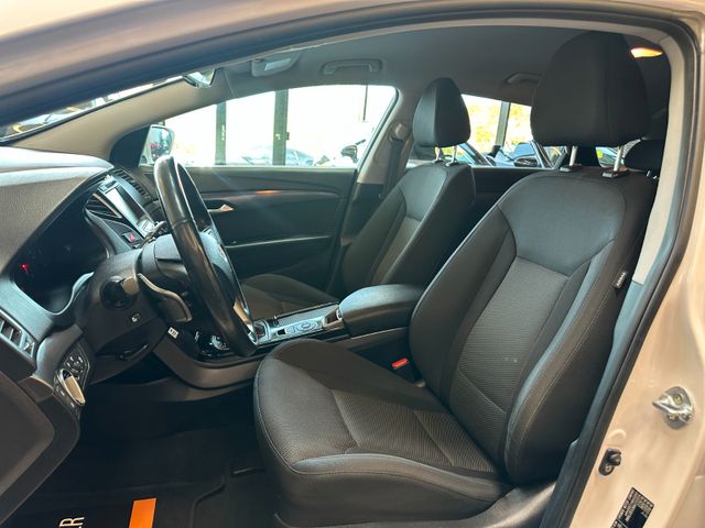 Hyundai i40 cw blue Trend *Navi*AHK*Klima*
