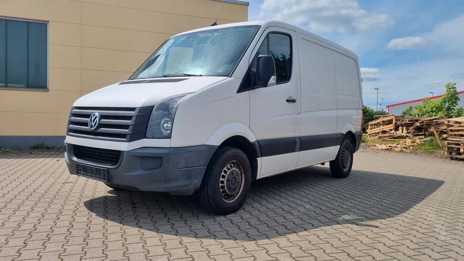 Volkswagen Crafter Kasten 30 kurz L1H1 Klima TÜV Ahk