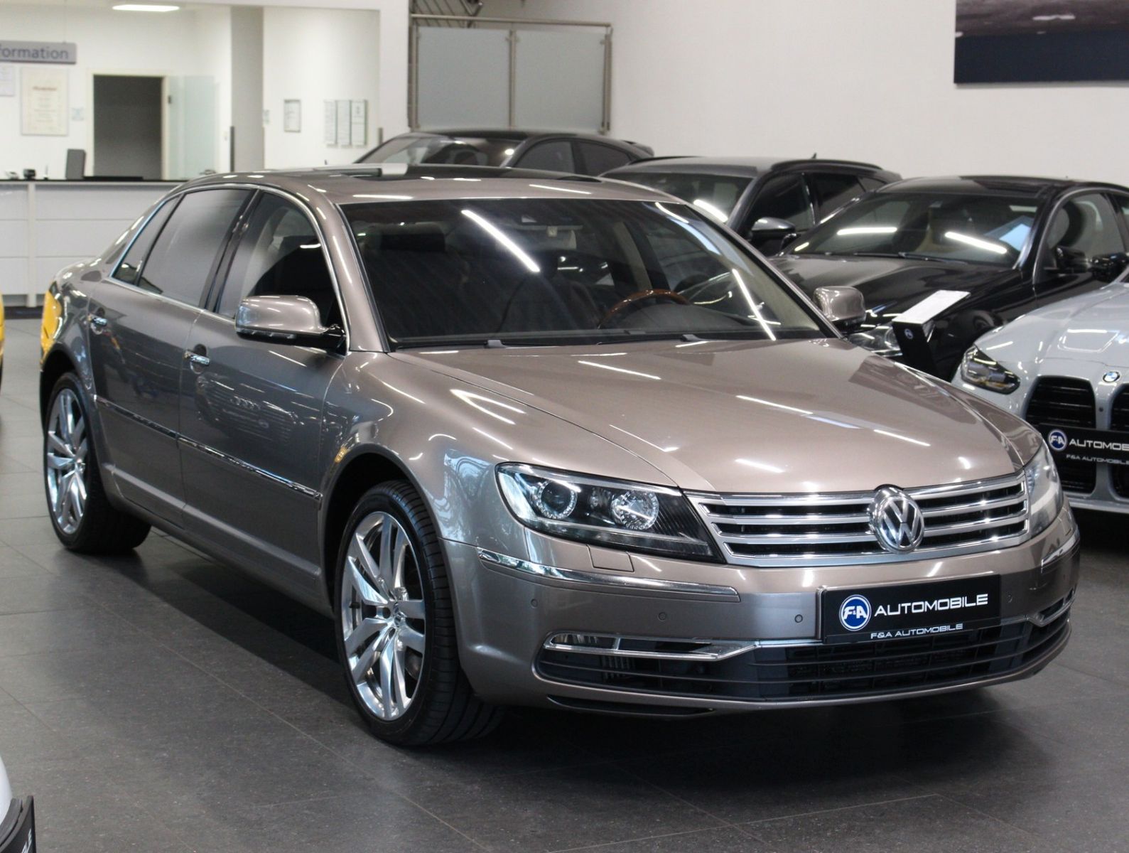 Fahrzeugabbildung Volkswagen Phaeton V6 TDI 4M Lang Exklusive 4Sitzer+VOLL