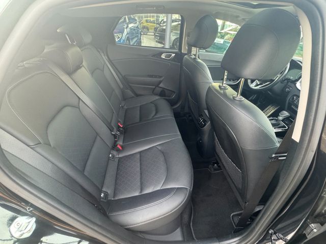 KIA XCeed Platinum Edition Plug-in Hybrid