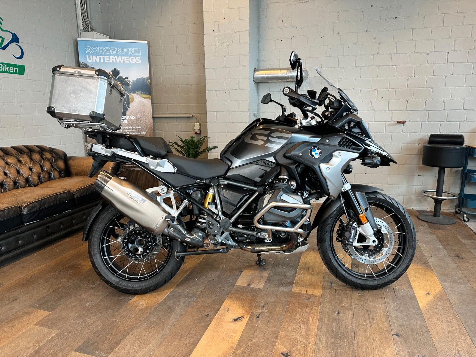 Fahrzeugabbildung BMW R 1250 GS Triple Black - Top Ausstattung!