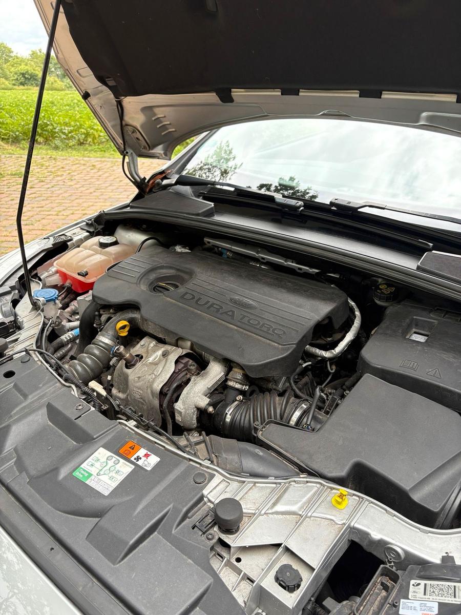 Ford Focus 2015 — photo 12