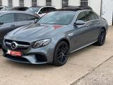 Mercedes-Benz E63 S AMG 4M+ Panorama_Keramik_Airmatic_KeylessG - Mercedes-Benz E 63 AMG in Berlin