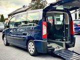 Citroën Jumpy Behindertengerecht-Rampe'8-Sitze' - Citroën Jumpy mit Diesel-Antrieb