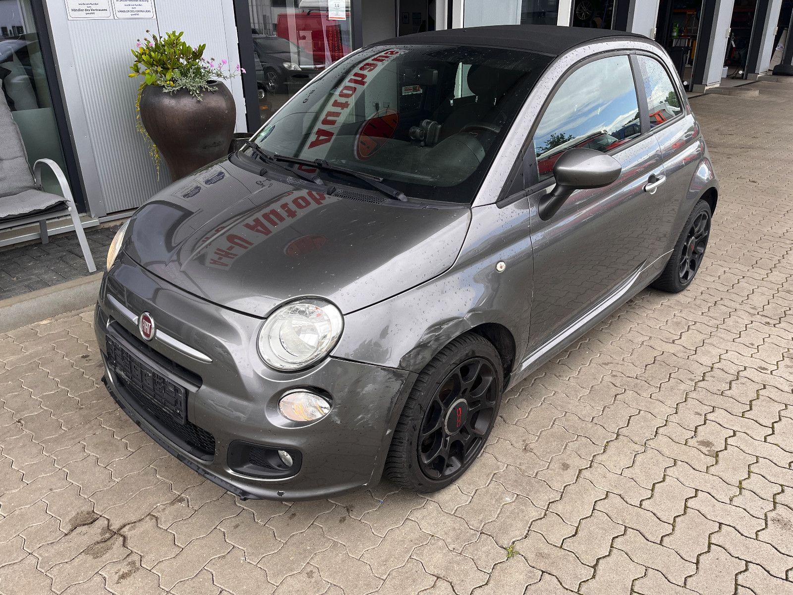 Fahrzeugabbildung Fiat 500 S Leichter Frontschaden