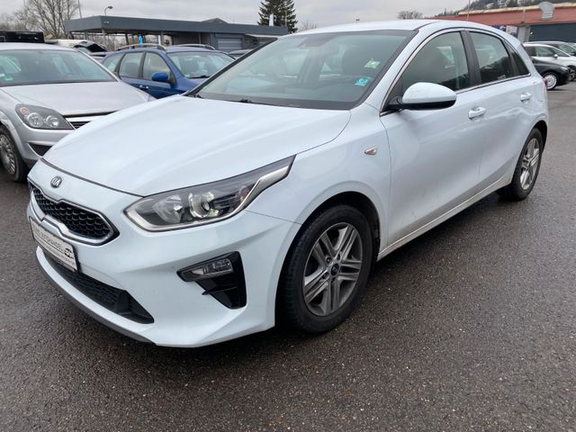 Kia Ceed Lim. 1.4 T-GDI 7G-DCT Vision Navi Kamera